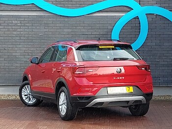 Used Volkswagen T-Roc 2022 for sale - 78137282: Photo