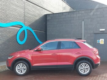 Used Volkswagen T-Roc 2022 for sale - 78137282: Photo