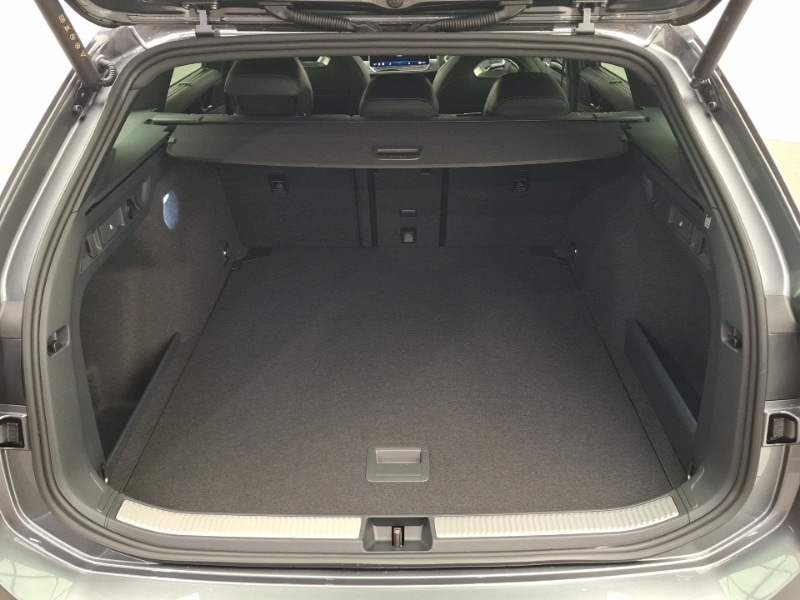 Used Volkswagen Passat 2025 for sale - 76880985: Photo 8