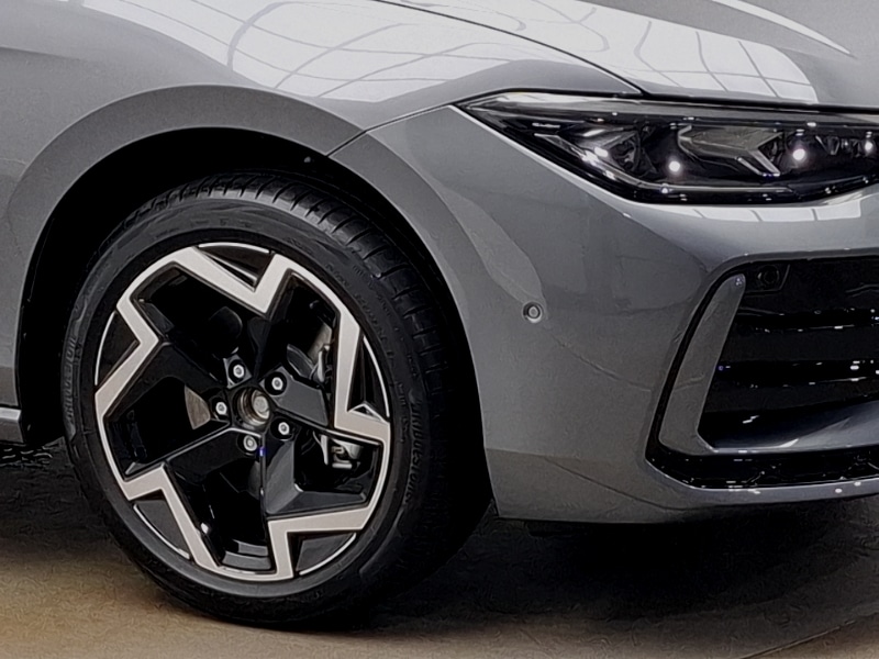 Used Volkswagen Passat 2025 for sale - 76880985: Photo 9