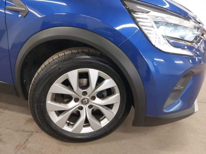 Used Renault Captur 2020 for sale - 77985742: Photo 9