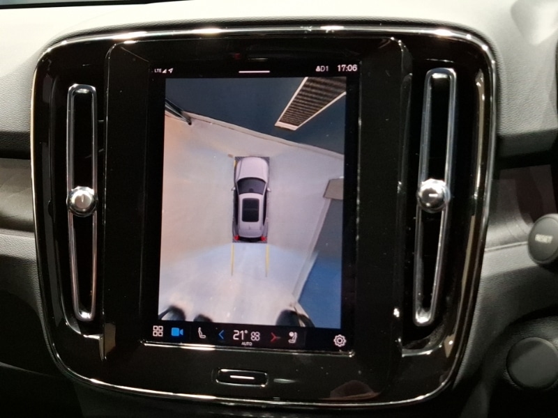 Used Volvo XC40 2022 for sale - 77237360: Photo 10