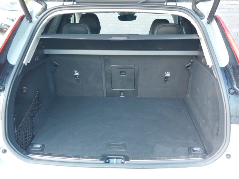 Used Volvo XC60 2024 for sale - 76764421: Photo 8