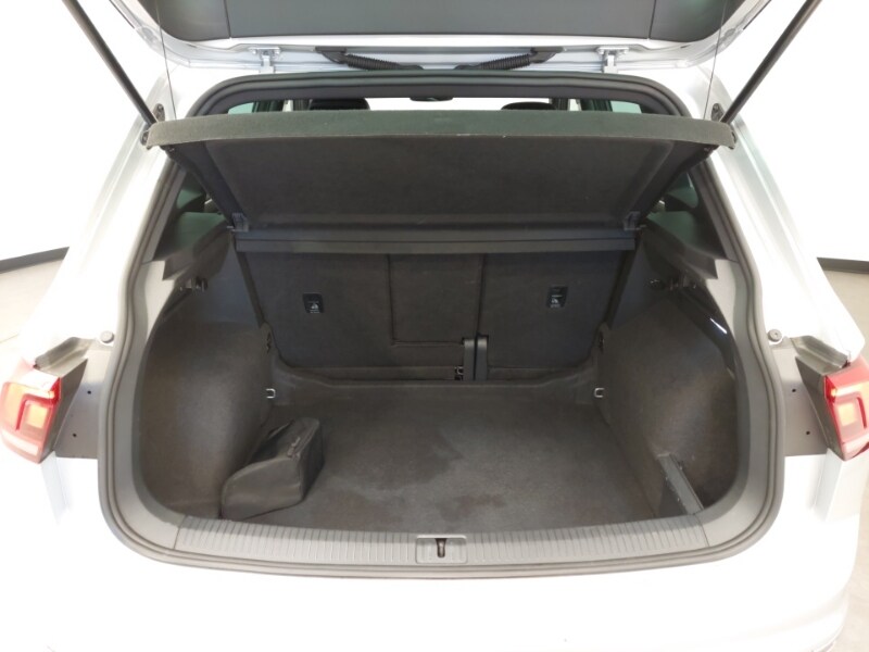 Used Volkswagen Tiguan 2023 for sale - 77762104: Photo 8