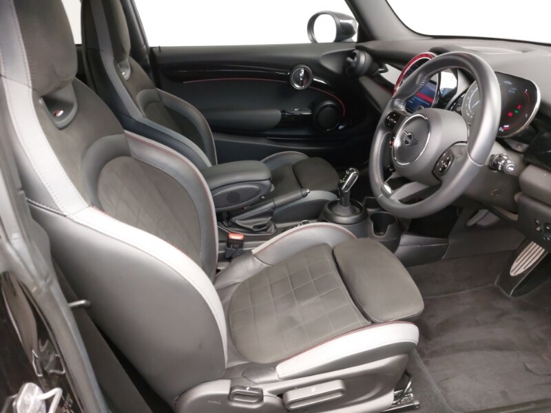 Used MINI Hatch 2021 for sale - 77924528: Photo 6