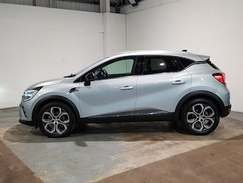 Used Renault Captur 2023 for sale - 78355958: Photo