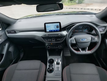 Used Ford Focus 2022 for sale - 78515880: Photo