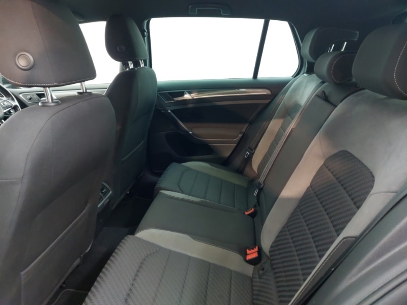 Used Volkswagen Golf 2020 for sale - 77536877: Photo 6