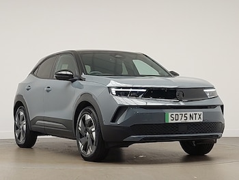 2025 - 115kW Ultimate 54kWh 5dr Auto