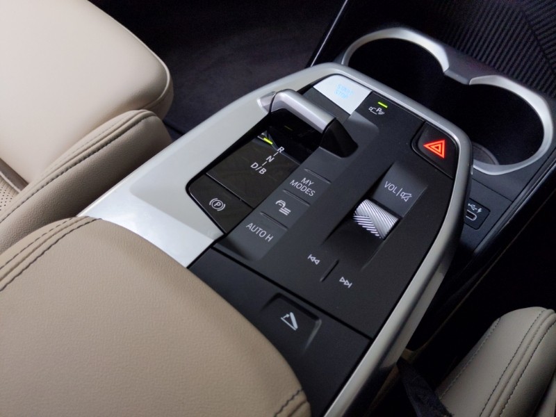 Used BMW iX1 2024 for sale - 78146305: Photo 12