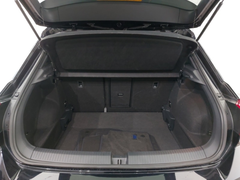 Used Volkswagen T-Roc 2024 for sale - 76537497: Photo 8