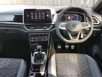 Used Volkswagen T-Roc 2024 for sale - 77242195: Photo