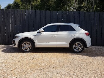 Used Volkswagen T-Roc 2024 for sale - 77242195: Photo