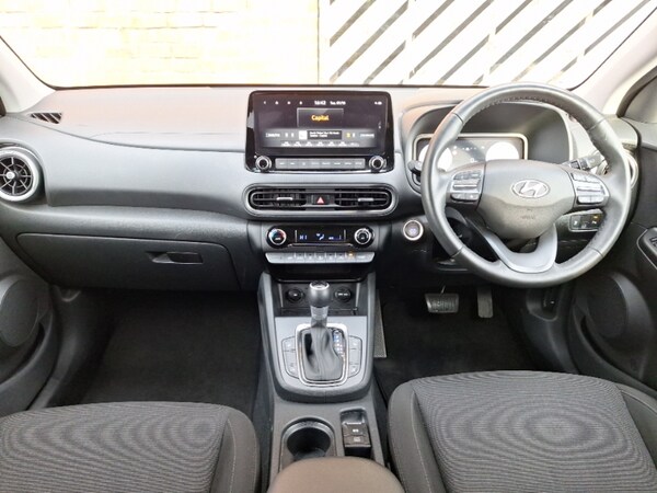 Used Hyundai KONA 2022 for sale - 76212802: Photo 2