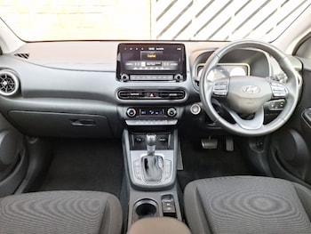 Used Hyundai KONA 2022 for sale - 76212802: Photo 2