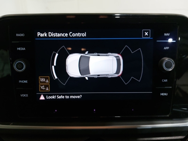 Used Volkswagen T-Roc 2022 for sale - 77875899: Photo 11