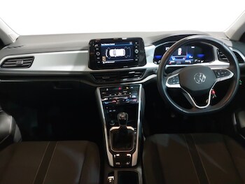 Used Volkswagen T-Roc 2022 for sale - 77875899: Photo