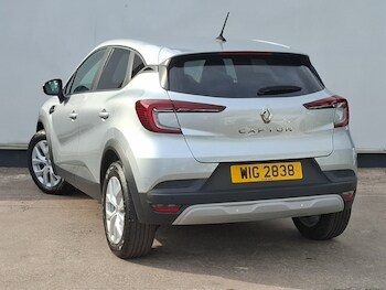 Used Renault Captur 2022 for sale - 75628690: Photo