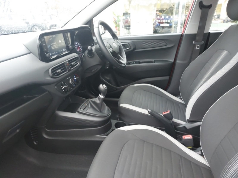 Used Hyundai i10 2023 for sale - 76567503: Photo 5