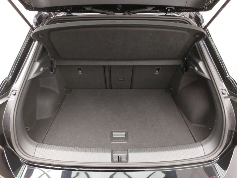 Used Volkswagen T-Roc 2025 for sale - 77338785: Photo 8