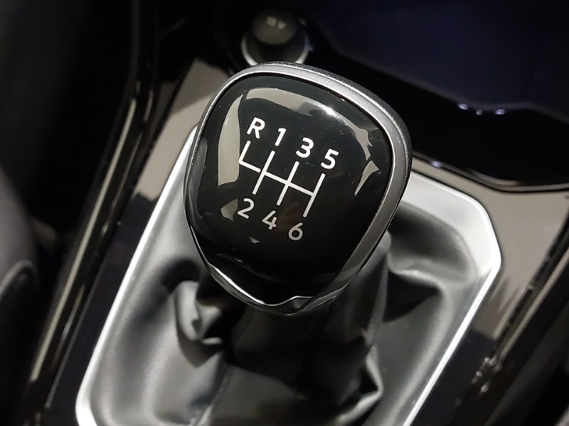 Used Volkswagen T-Roc 2023 for sale - 77606399: Photo 12