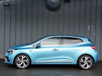 Used Renault Clio 2021 for sale - 75492206: Photo