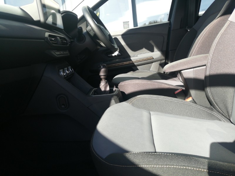 Used Dacia Sandero Stepway 2025 for sale - 76552927: Photo 5