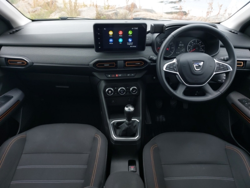 Used Dacia Sandero Stepway 2022 for sale - 76392772: Photo 2