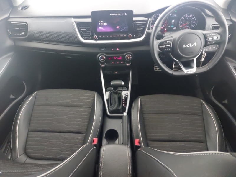 Used Kia Stonic 2023 for sale - 76713876: Photo 2