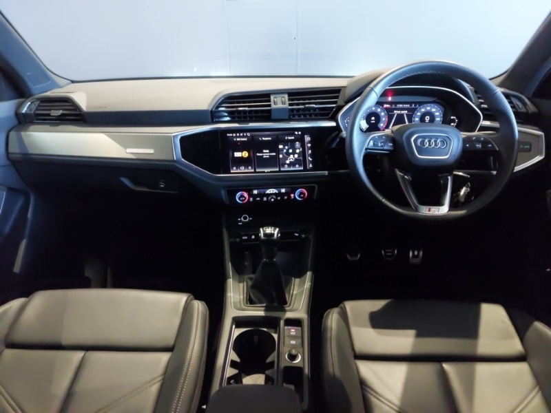 Used Audi Q3 2024 for sale - 76864961: Photo 2