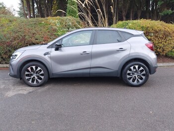 Used Renault Captur 2022 for sale - 77338769: Photo