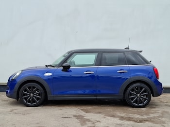 Used MINI Hatch 2019 for sale - 75706593: Photo