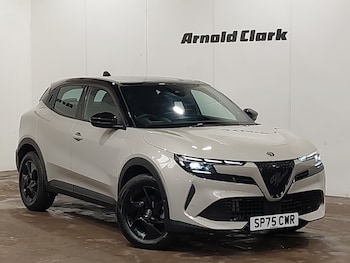 Used Alfa Romeo Junior 2025 for sale - 78238900: Photo