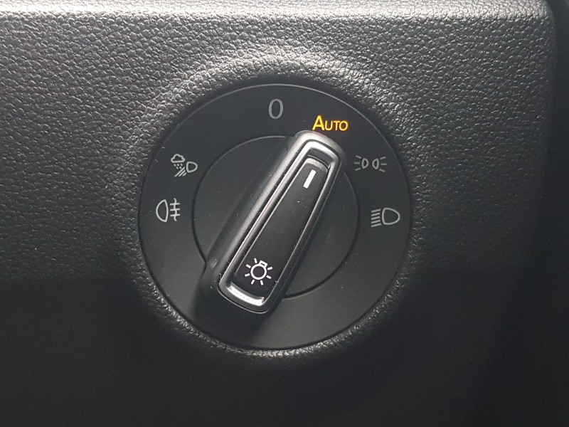 Used Volkswagen T-Roc 2024 for sale - 76624205: Photo 11