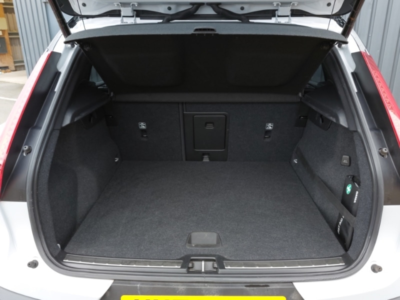 Used Volvo XC40 2020 for sale - 77756260: Photo 8