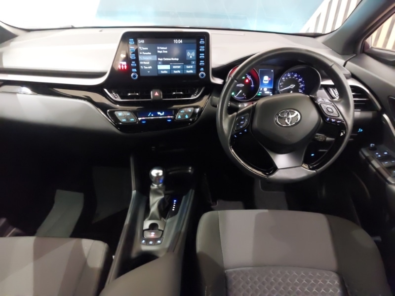 Used Toyota C-HR 2023 for sale - 76880859: Photo 2