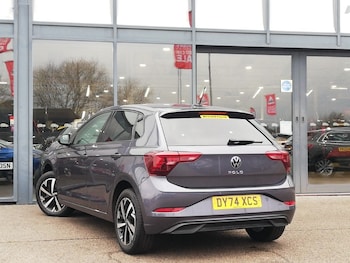 Used Volkswagen Polo 2024 for sale - 77638446: Photo