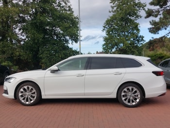 Used Skoda Superb 2024 for sale - 77224602: Photo