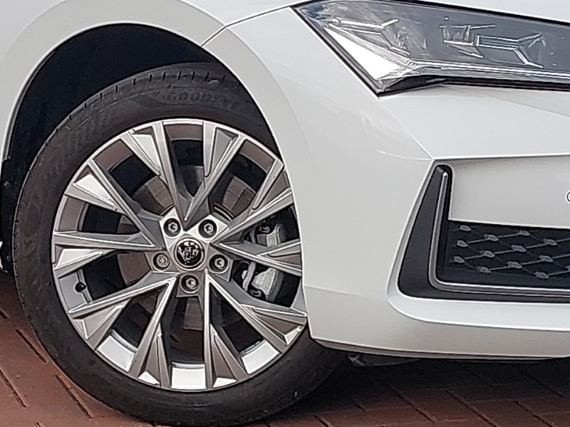 Used Skoda Superb 2024 for sale - 77224602: Photo 9