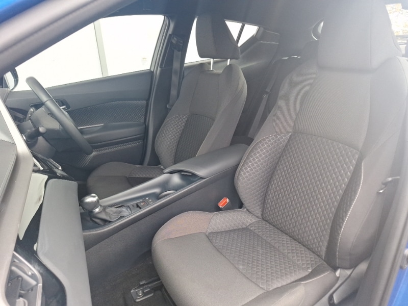 Used Toyota C-HR 2022 for sale - 77049604: Photo 5