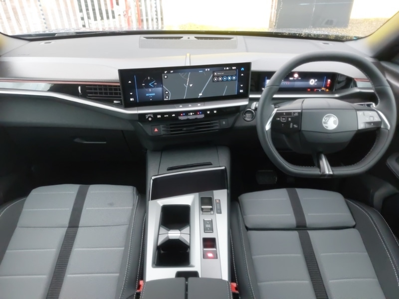 Used Vauxhall Grandland 2025 for sale - 76822594: Photo 2