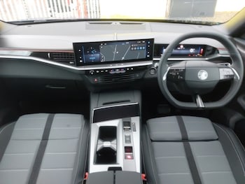 Used Vauxhall Grandland 2025 for sale - 76822594: Photo