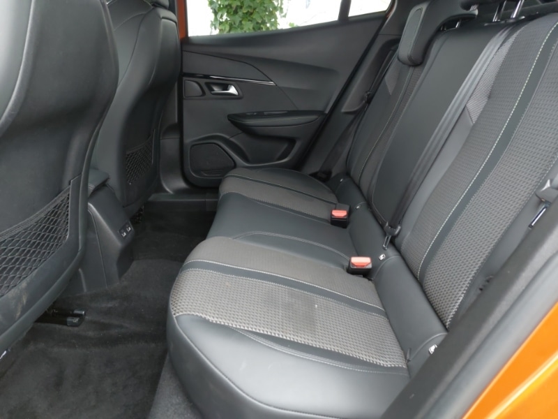 Used Peugeot 2008 2023 for sale - 77985532: Photo 6