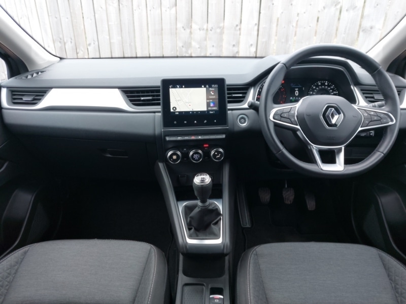 Used Renault Captur 2022 for sale - 78071553: Photo 2