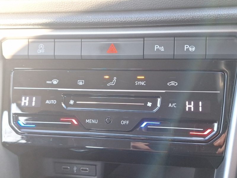 Used Volkswagen T-Roc 2022 for sale - 76759202: Photo 11