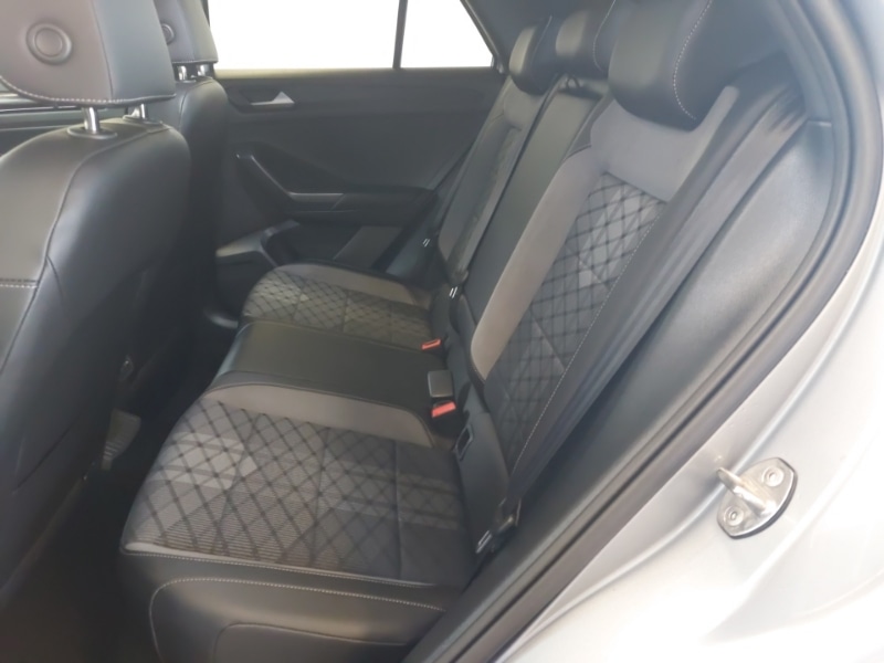 Used Volkswagen T-Roc 2023 for sale - 77252992: Photo 6