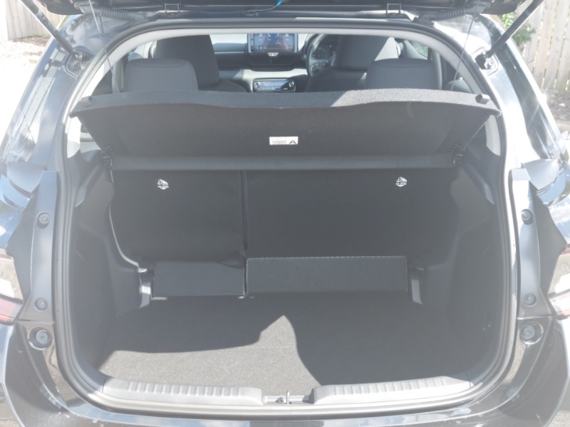 Used Mazda Mazda2 HYBRID 2024 for sale - 77876736: Photo 8