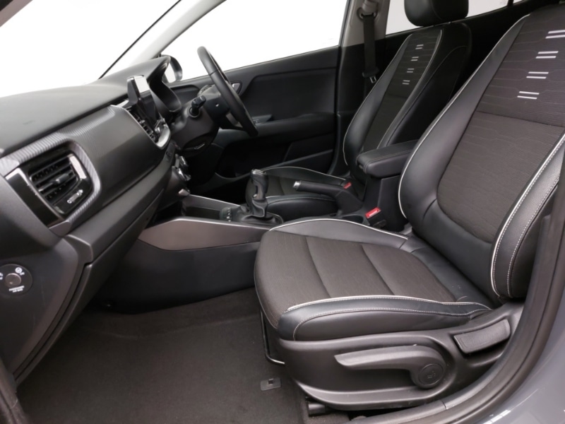 Used Kia Stonic 2022 for sale - 77371530: Photo 5