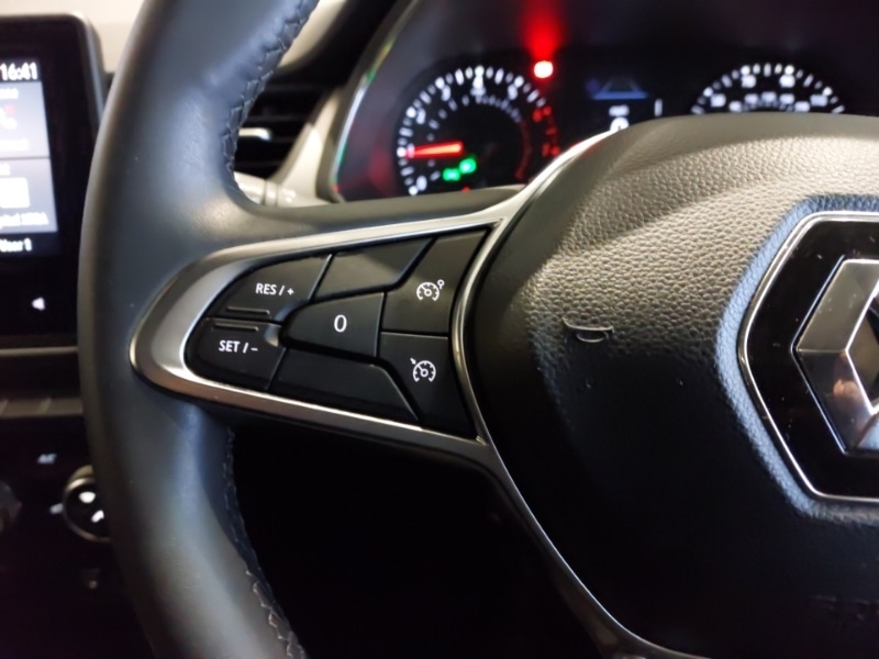 Used Renault Captur 2022 for sale - 76614380: Photo 10