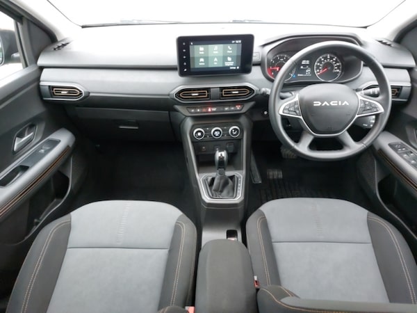 Used Dacia Sandero Stepway 2023 for sale - 76293652: Photo 2